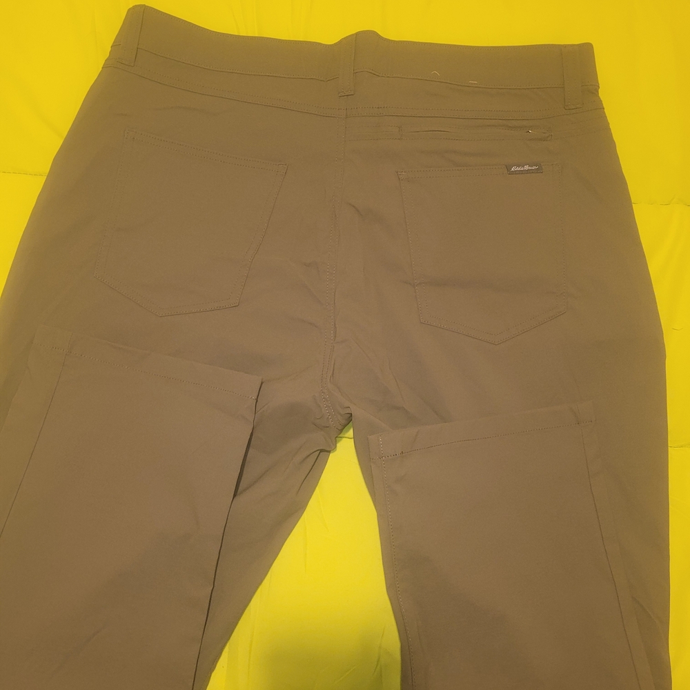 Eddie Bauer Men's Cargo Pants - Brown